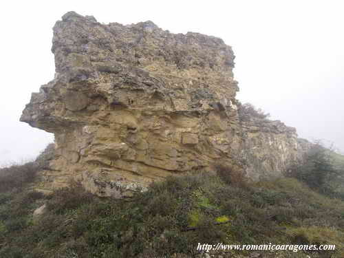 RESTOS DEL CASTILLO DESDE EL NORTE